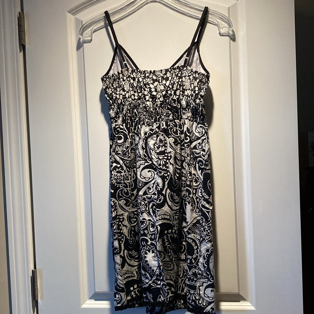 Black and White Paisley Mini Dress - Picture 2 of 3